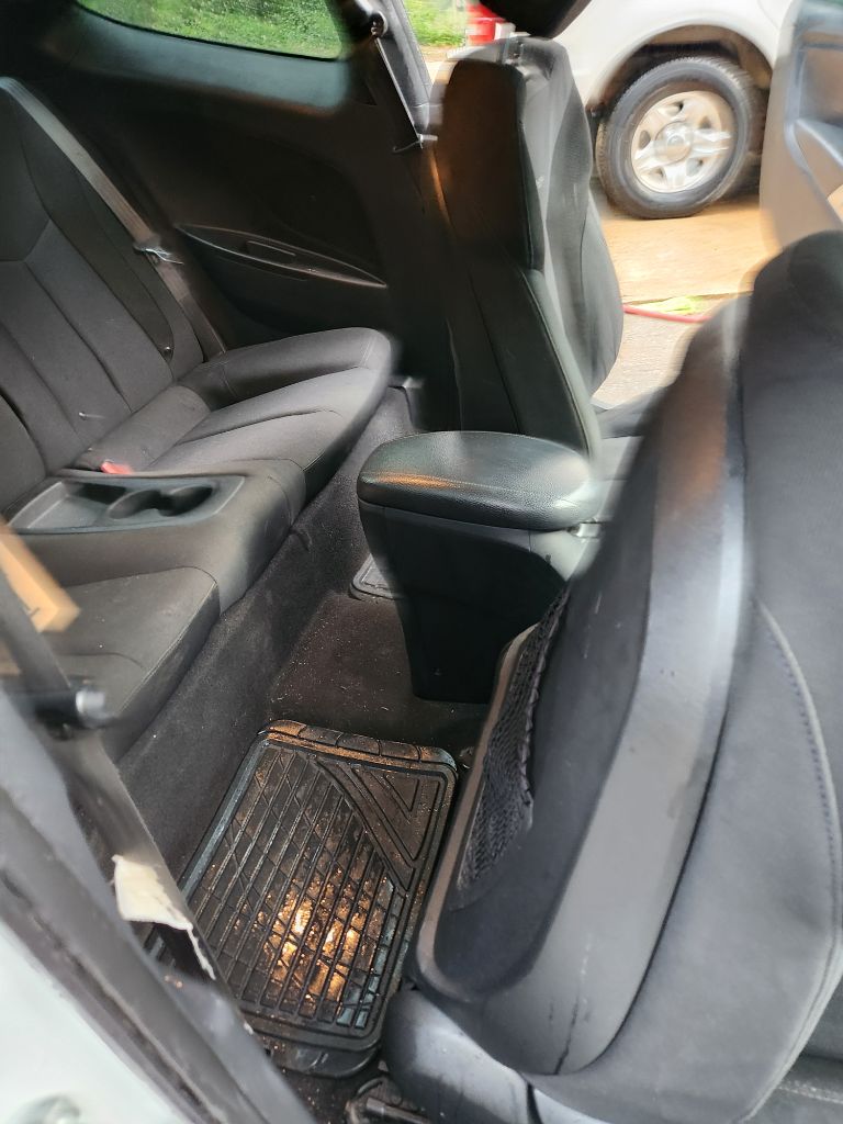 2014 Hyundai Veloster - $2,500