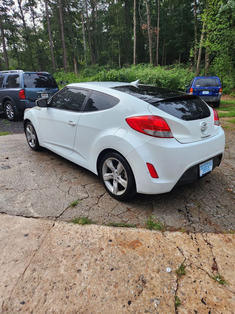 2014 Hyundai Veloster - $2,500