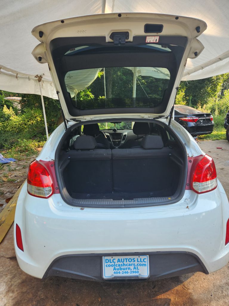 2014 Hyundai Veloster - $2,500