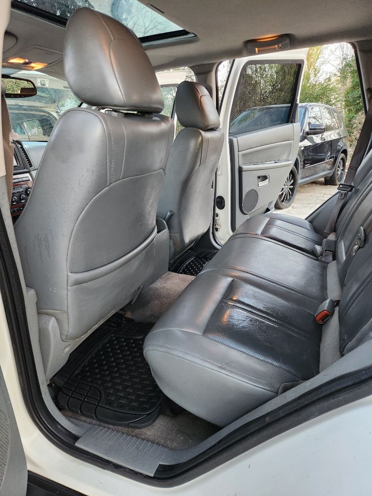 2006 Jeep Cherokee - $4,444
