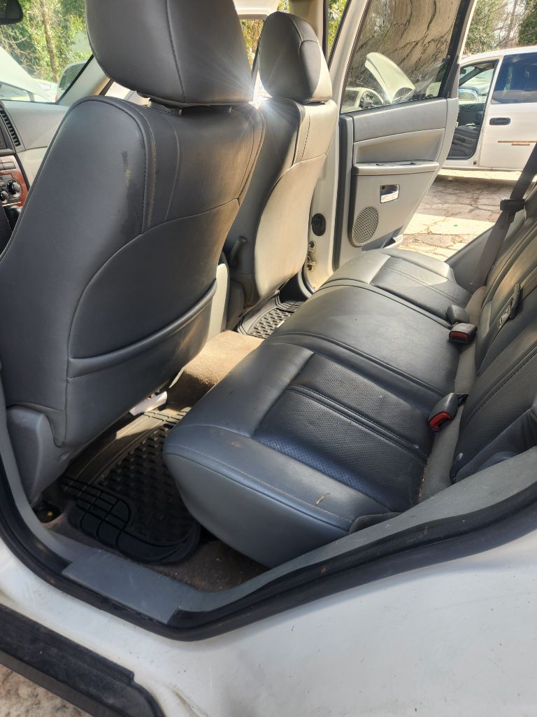 2006 Jeep Cherokee - $4,444