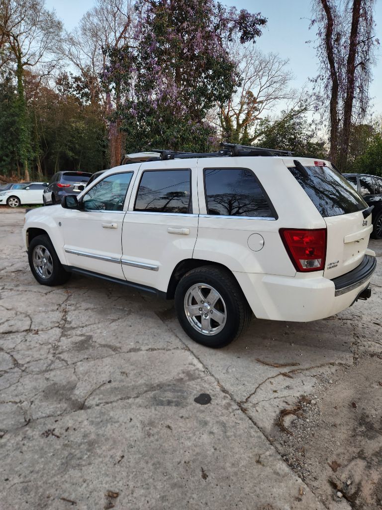 2006 Jeep Cherokee - $4,444