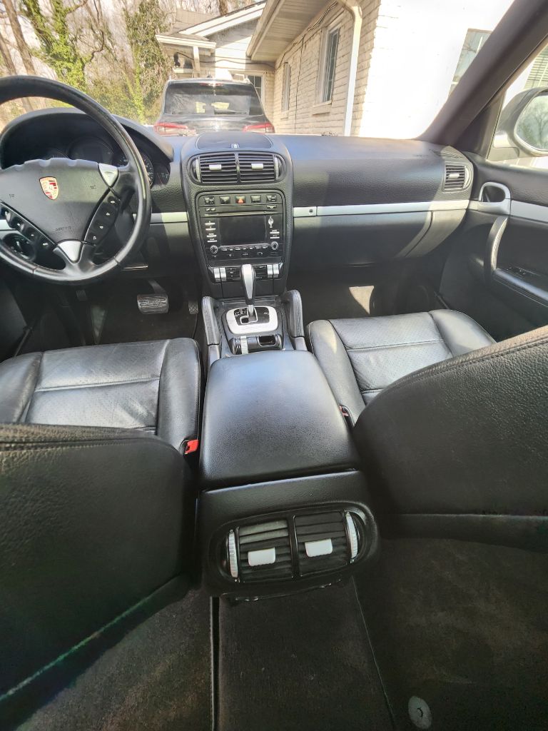 2009 Porsche Cayenne photo