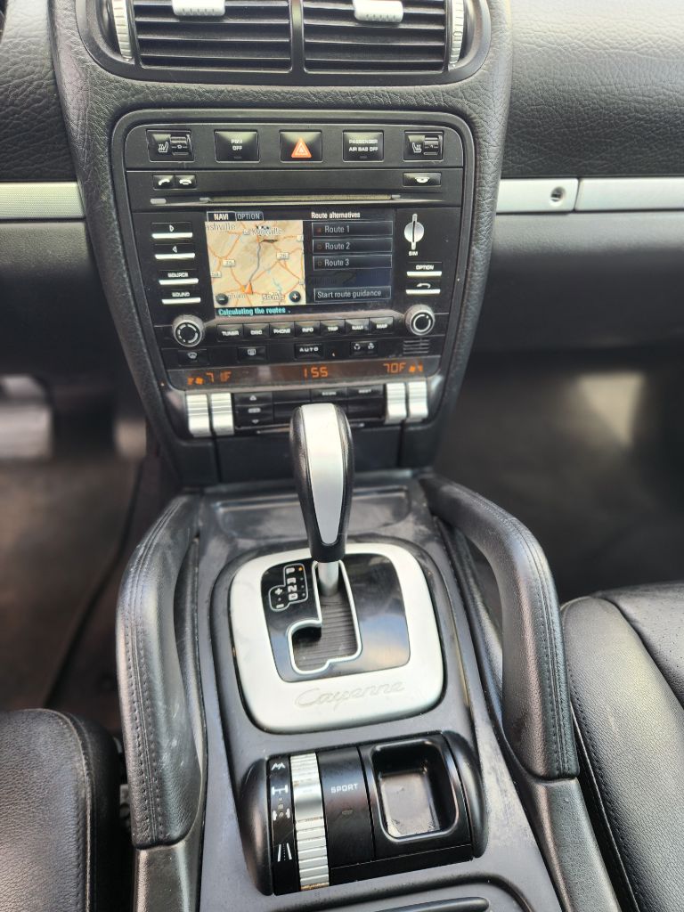 2009 Porsche Cayenne photo