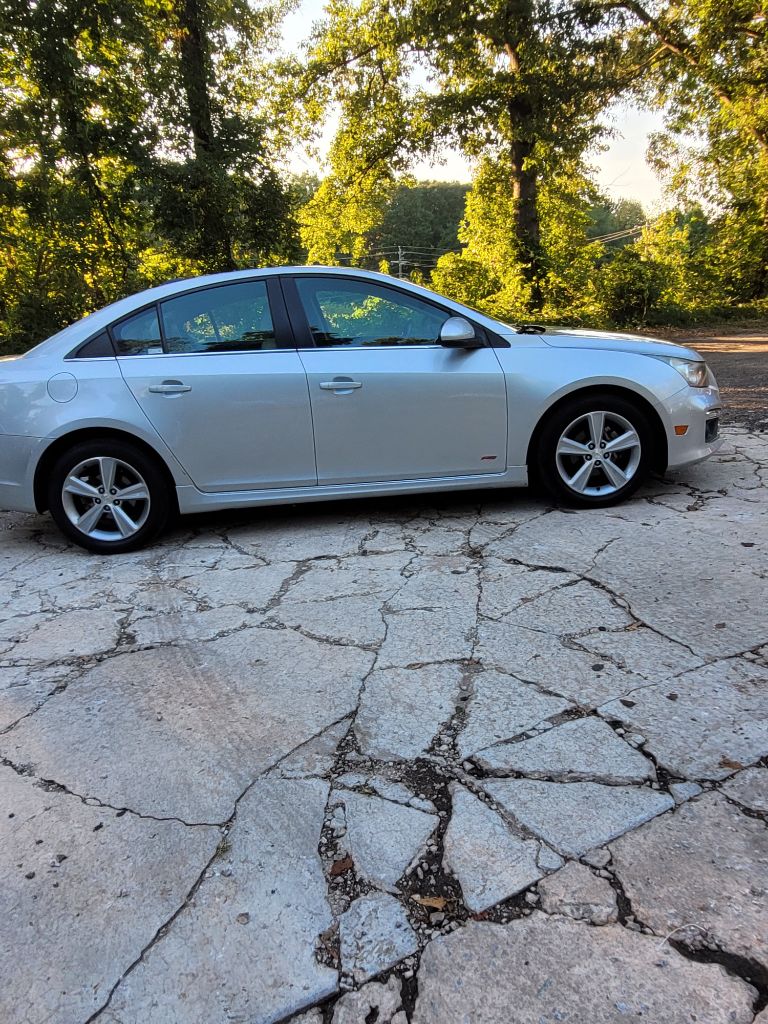 2015 Chevrolet Cruze - $6,500