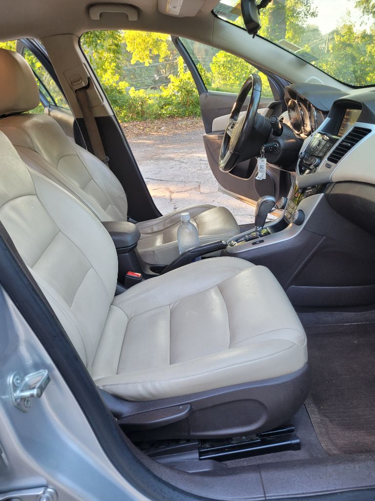 2015 Chevrolet Cruze - $6,500