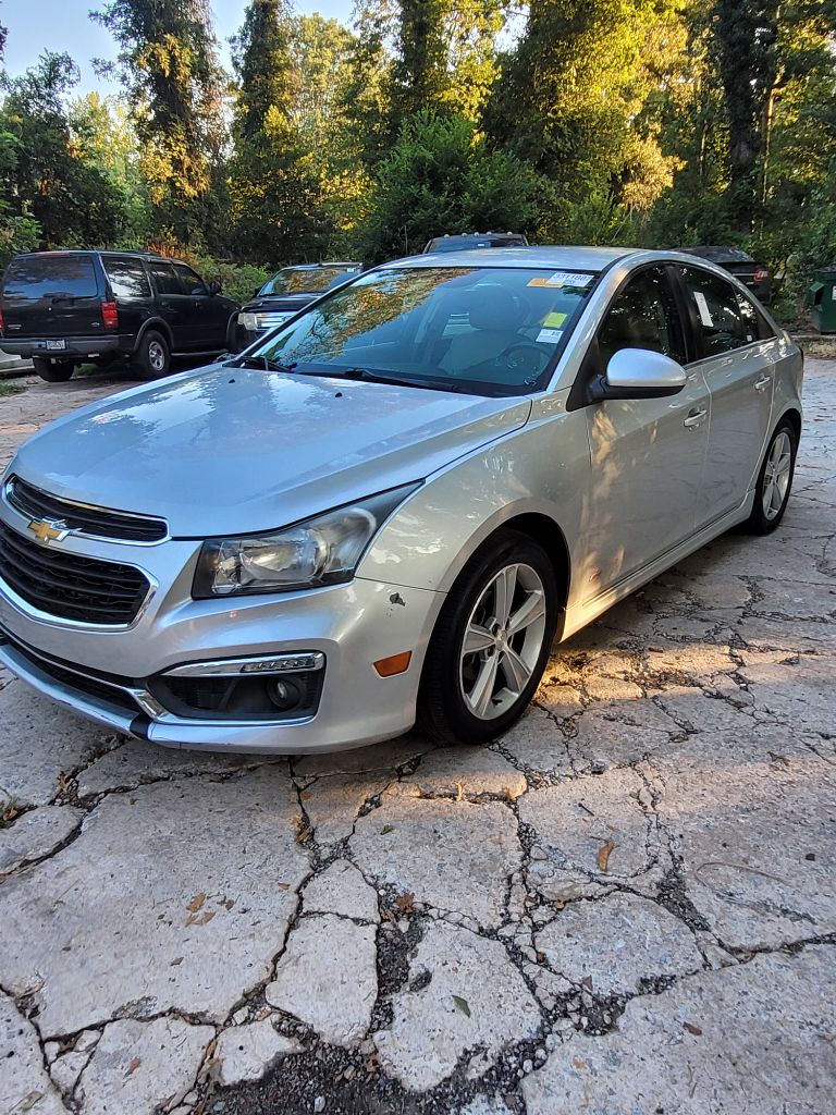 2015 Chevrolet Cruze - $6,500