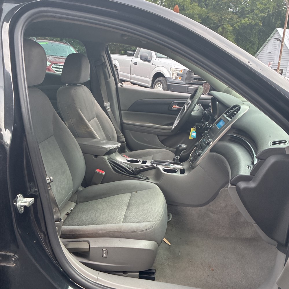 2015 Chevrolet Malibu - $6,500