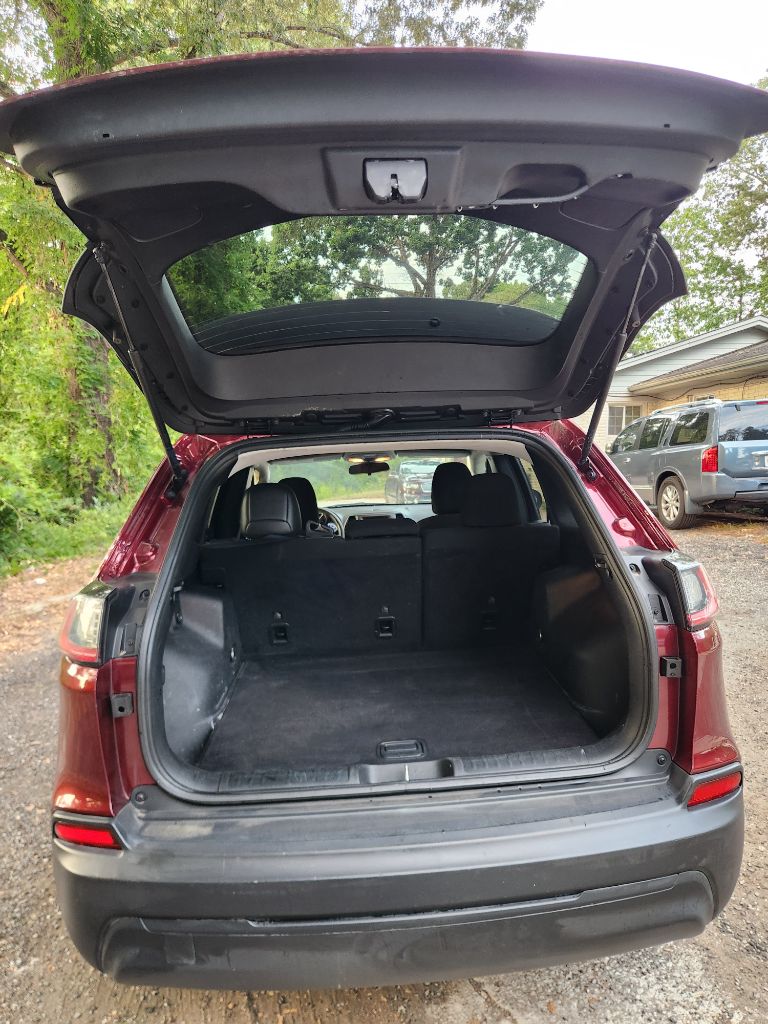 2019 Jeep Cherokee - $10,000