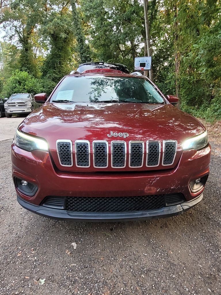 2019 Jeep Cherokee - $10,000