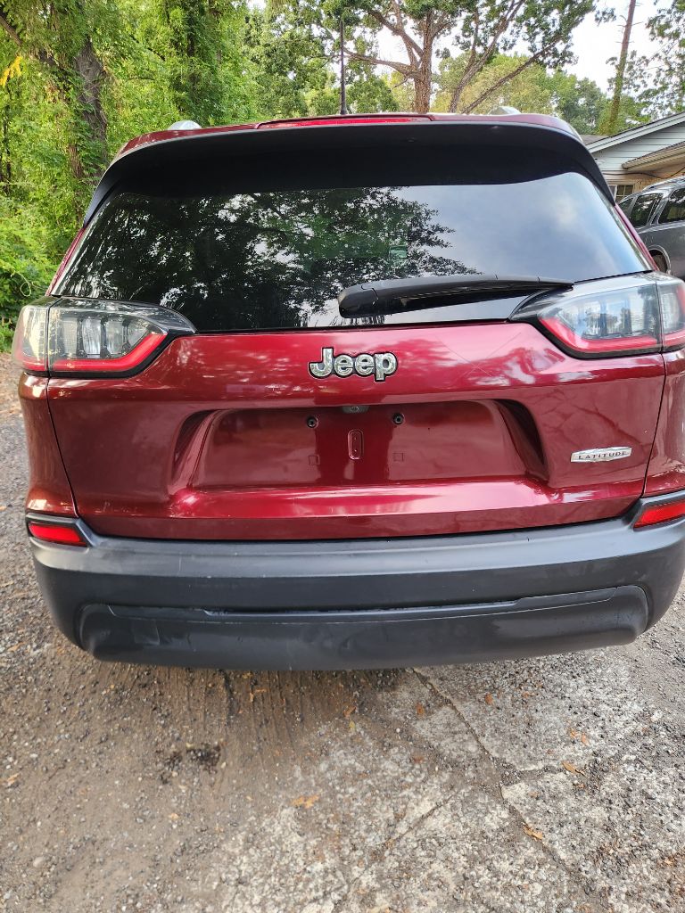 2019 Jeep Cherokee - $10,000