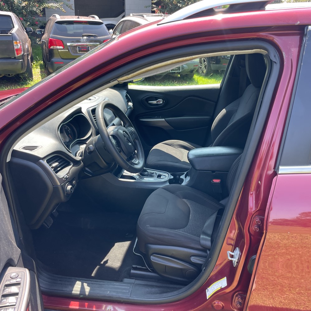 2019 Jeep Cherokee - $7,500