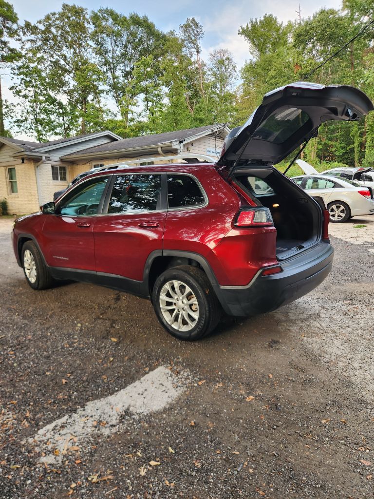 2019 Jeep Cherokee - $10,000