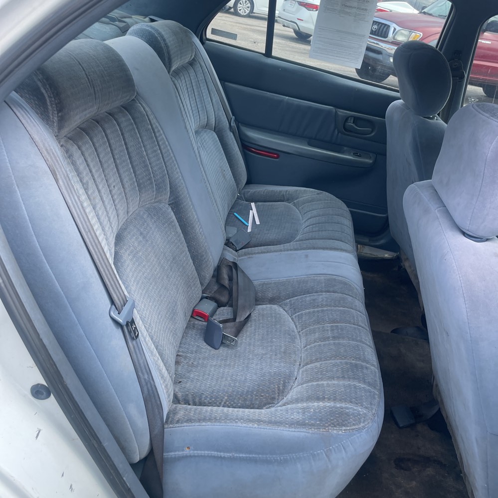 2000 Buick Century Custom photo