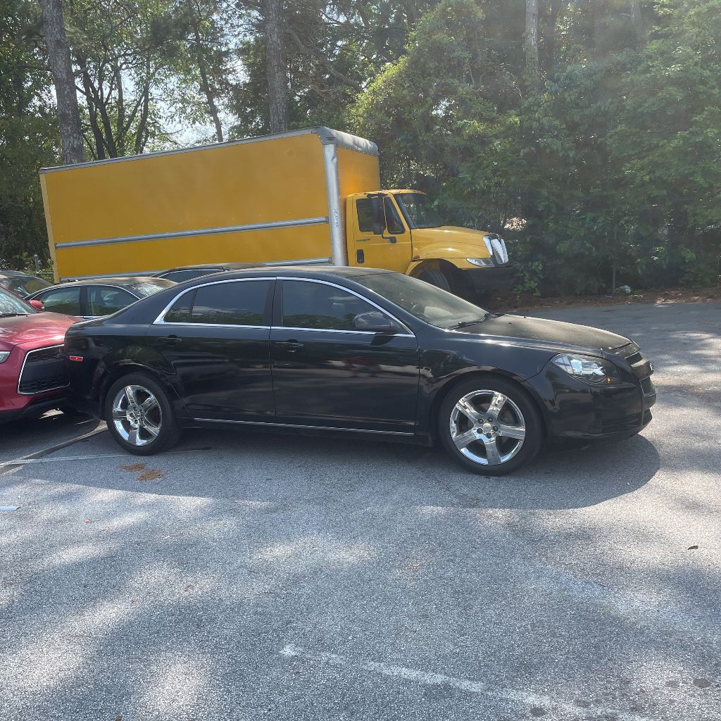 2011 Chevrolet Malibu - $5,000