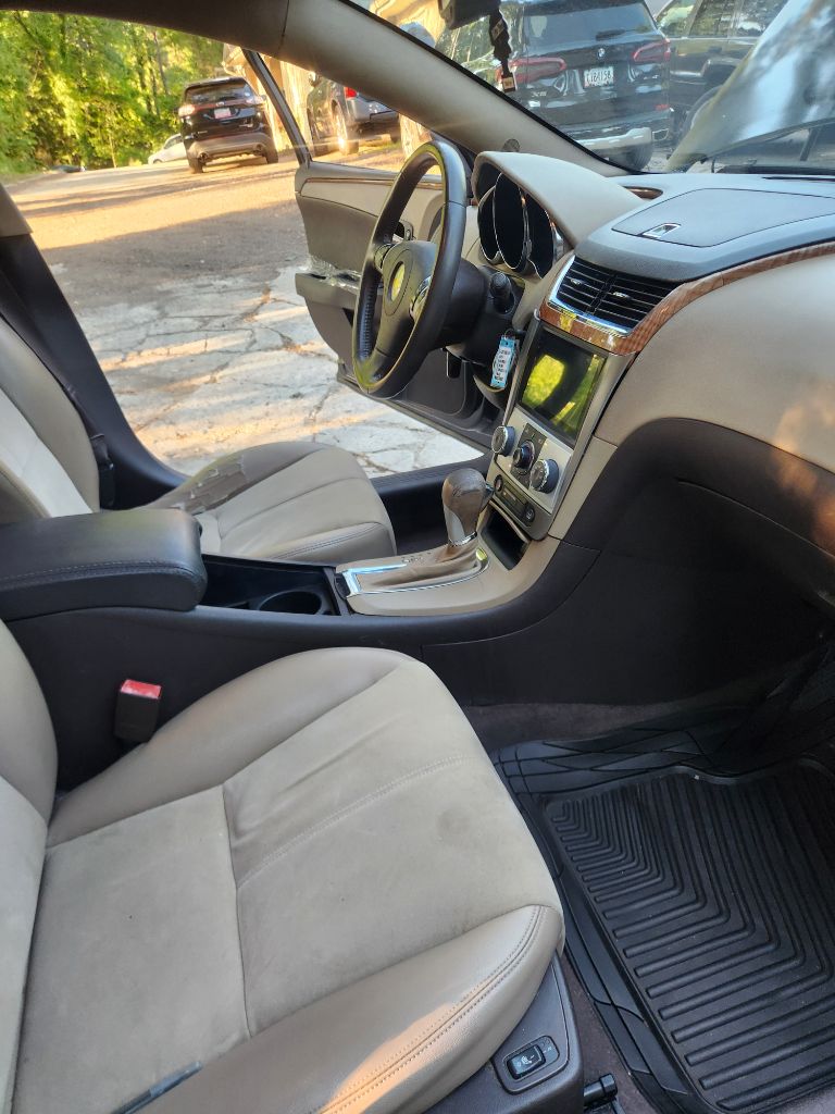 2011 Chevrolet Malibu - $5,000