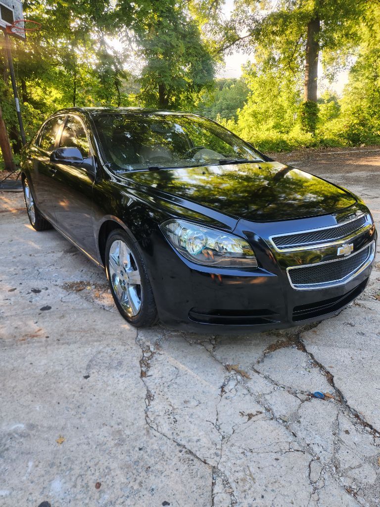 2011 Chevrolet Malibu - $5,000