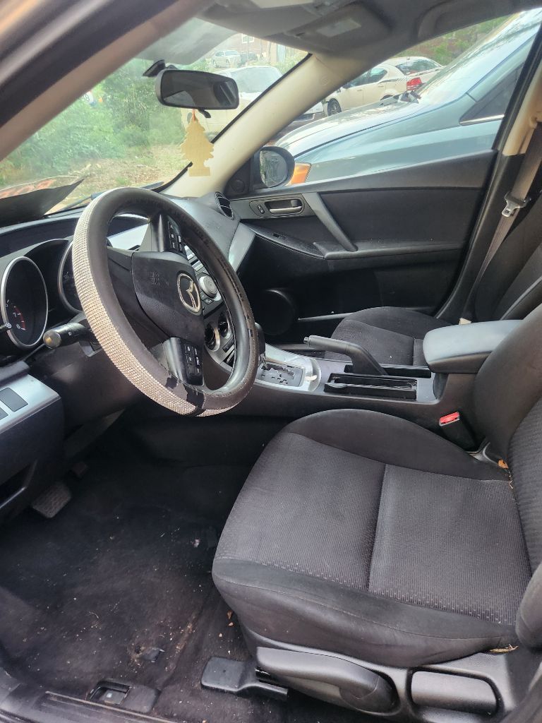 2011 Chevrolet Malibu - $5,000