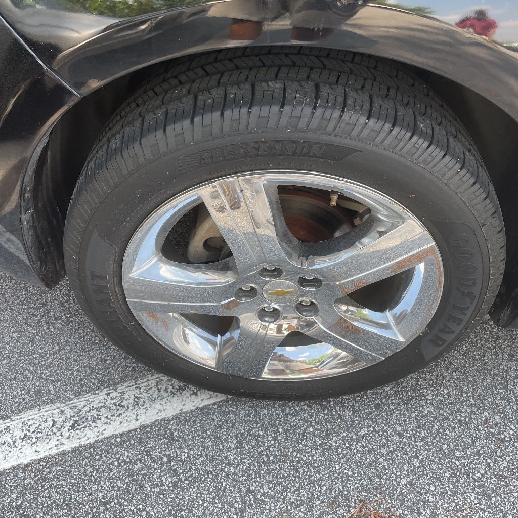 2011 Chevrolet Malibu - $5,000