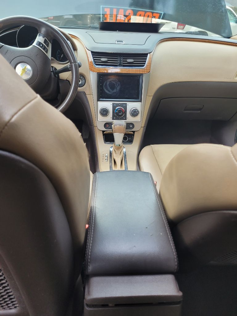 2011 Chevrolet Malibu - $5,000
