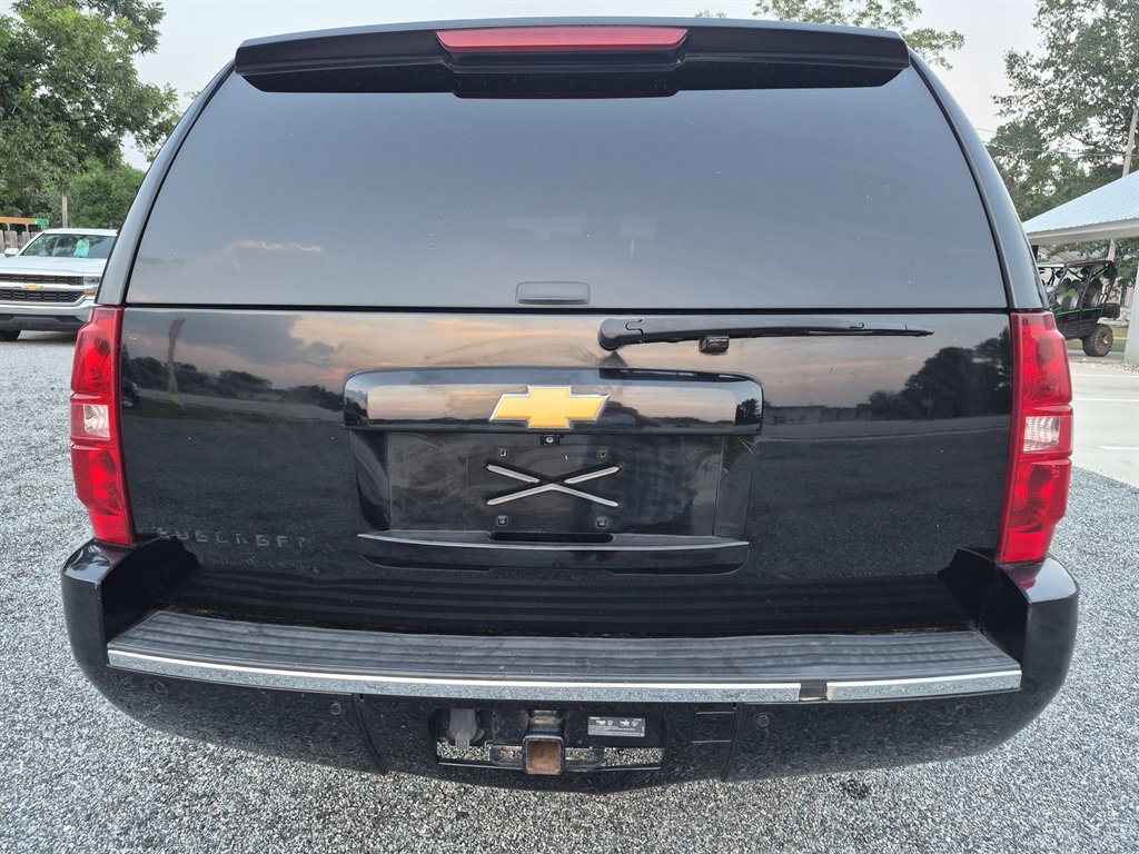 2014 Chevrolet Suburban - $10,999