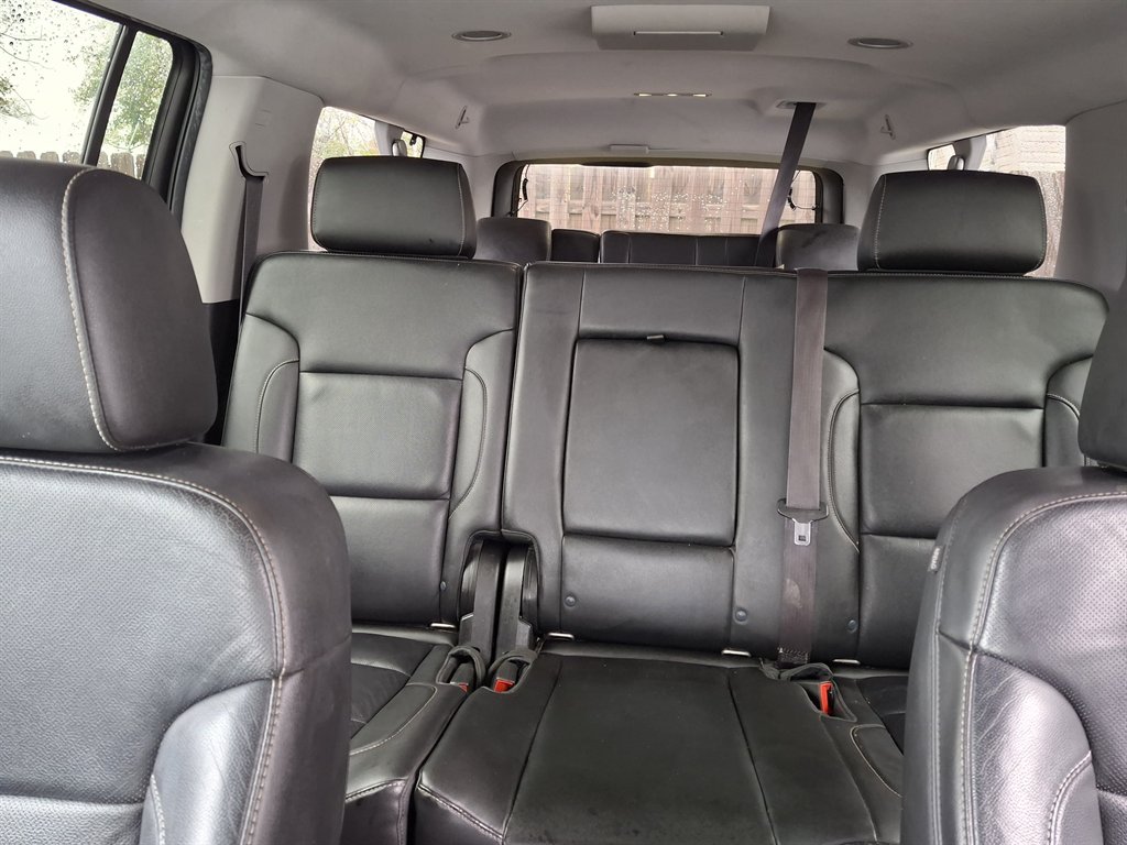 2015 Chevrolet Suburban - $15,999