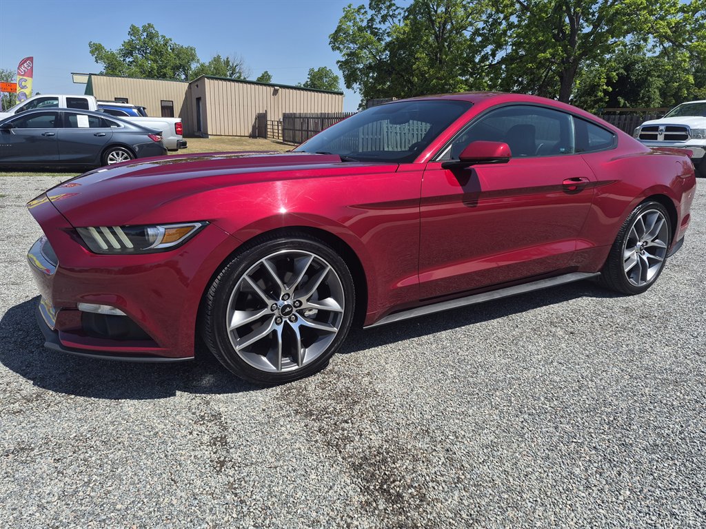 2017 Ford Mustang - $14,499