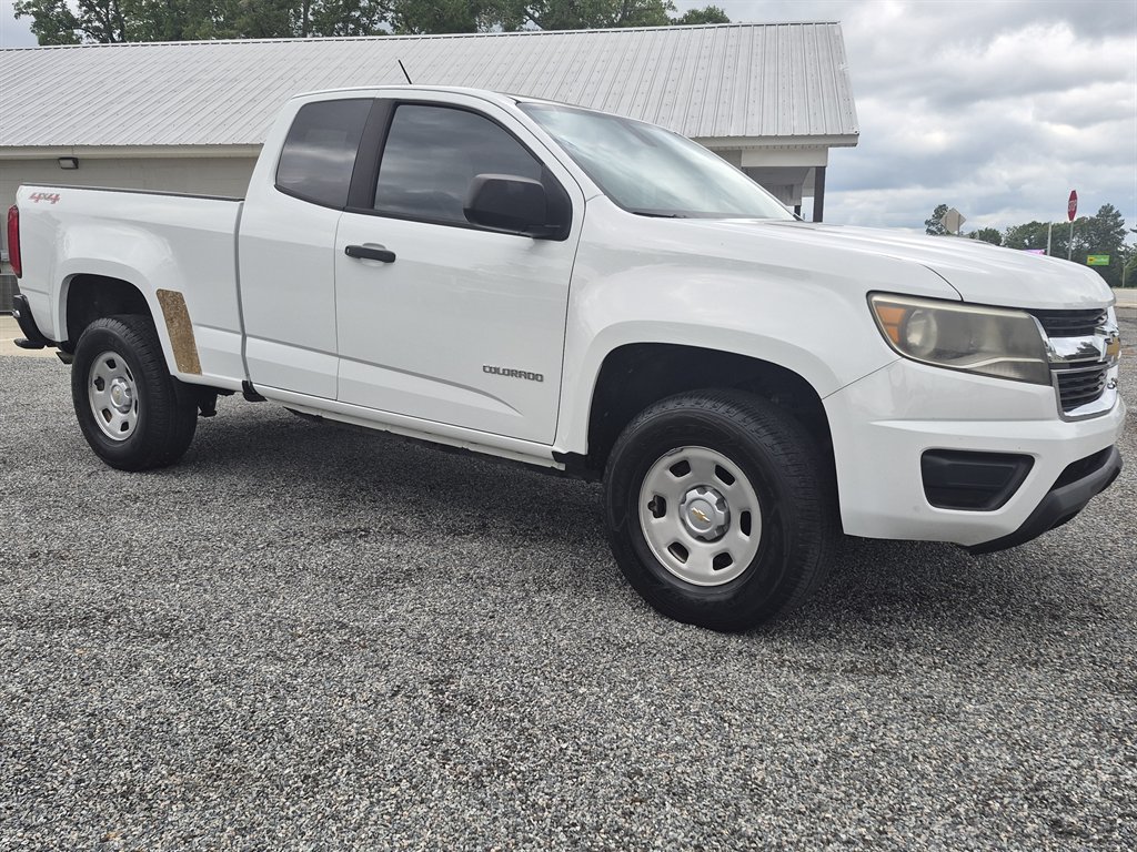 2017 Chevrolet Colorado - $14,999