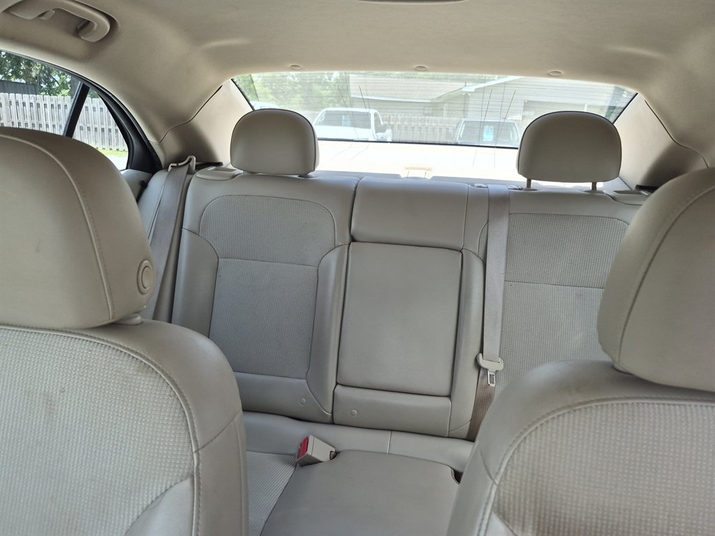 2016 Chevrolet Malibu - $7,999