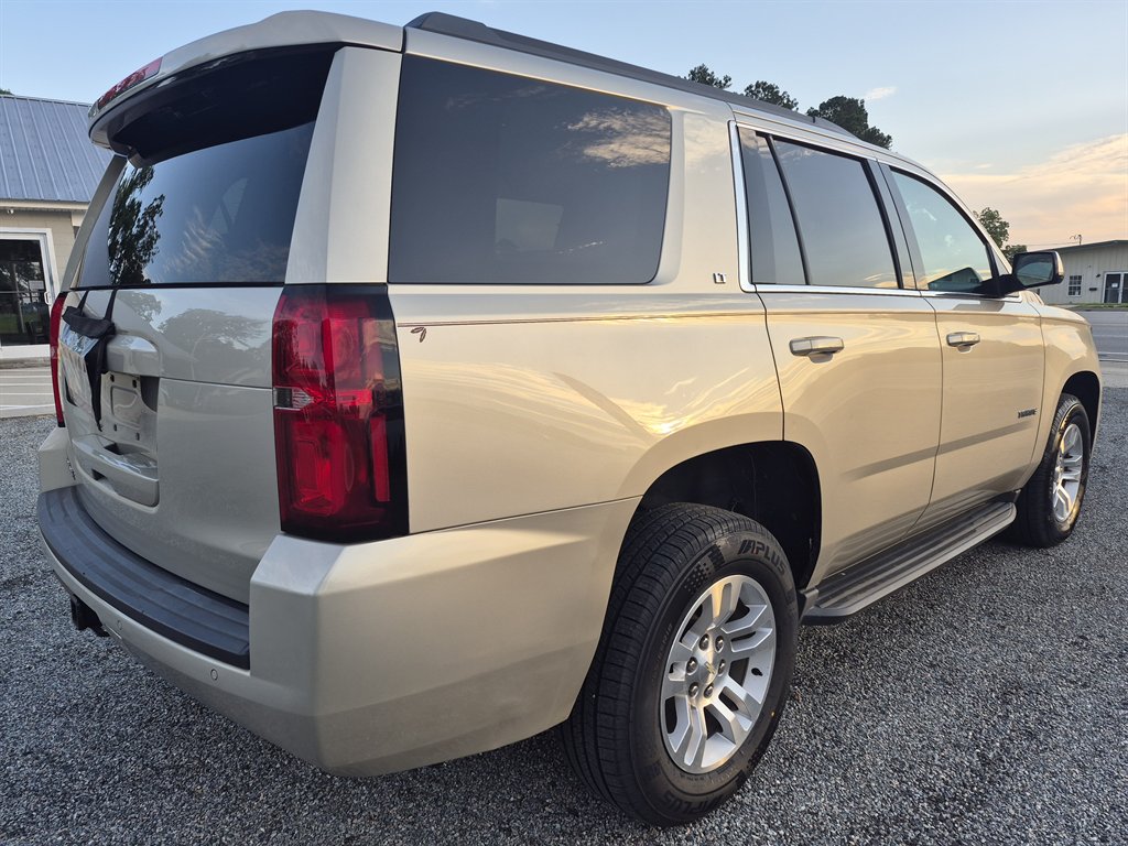 2017 Chevrolet Tahoe - $16,999