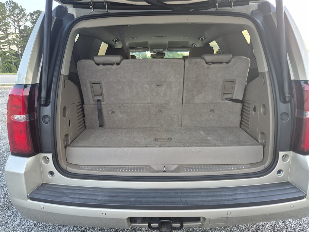 2017 Chevrolet Tahoe - $16,999