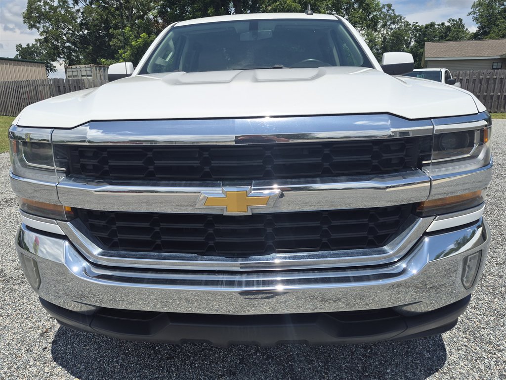 2017 Chevrolet Silverado 1500 - $15,999