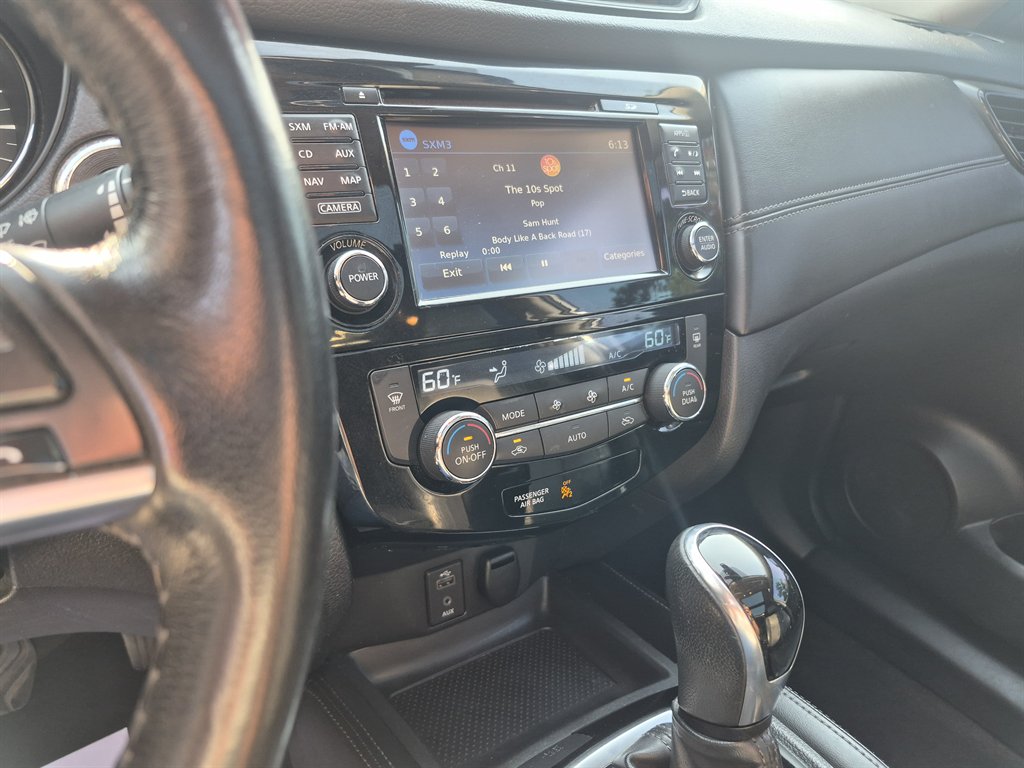 2017 Nissan Rogue - $10,999