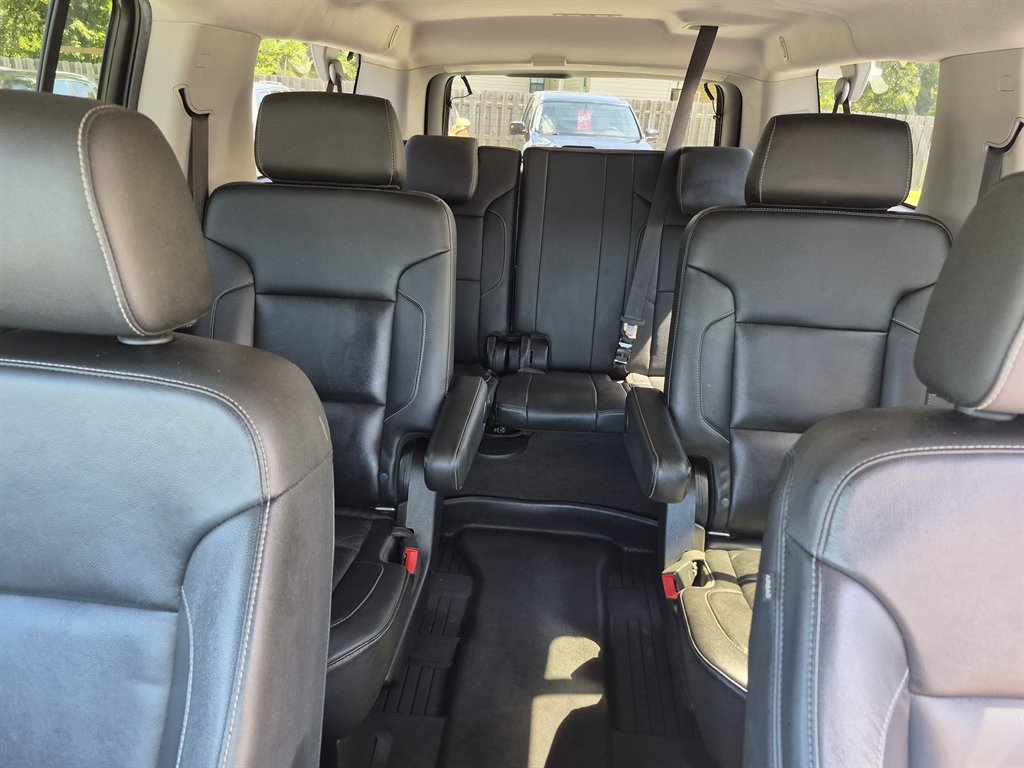 2020 Chevrolet Suburban - $21,999