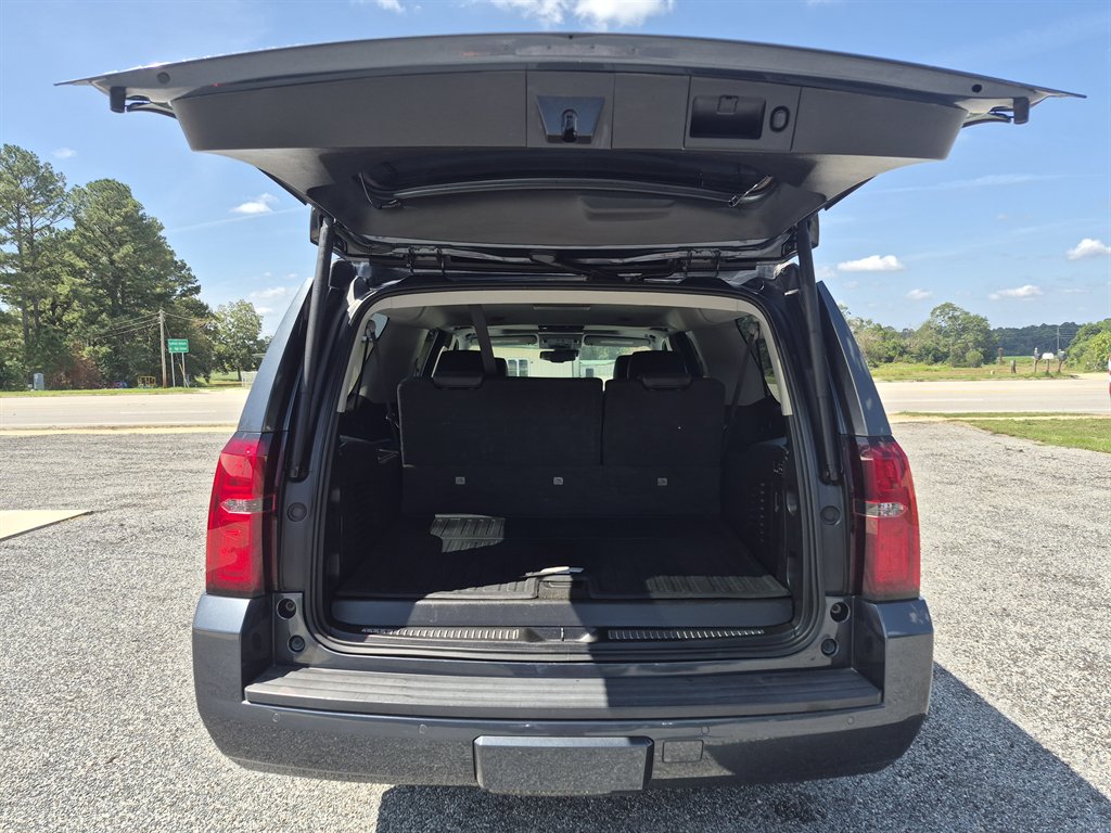 2020 Chevrolet Suburban - $21,999