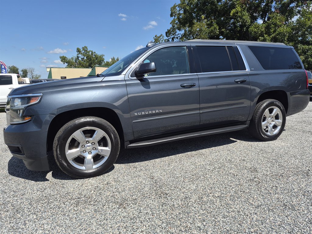 2020 Chevrolet Suburban - $21,999