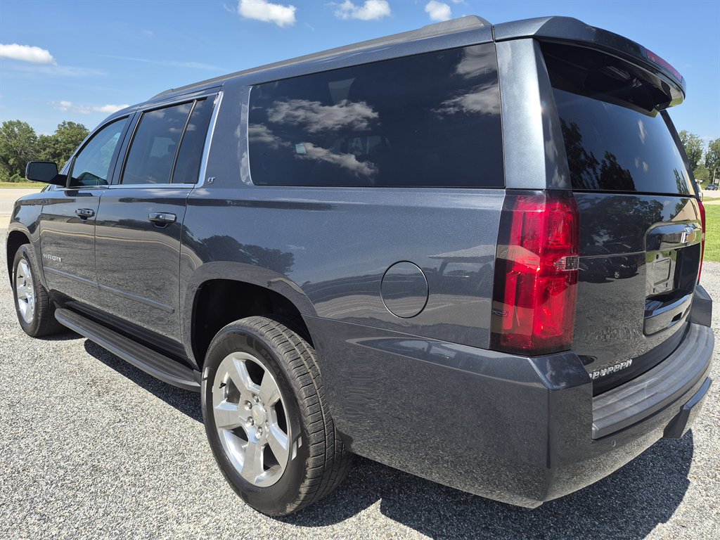 2020 Chevrolet Suburban - $21,999