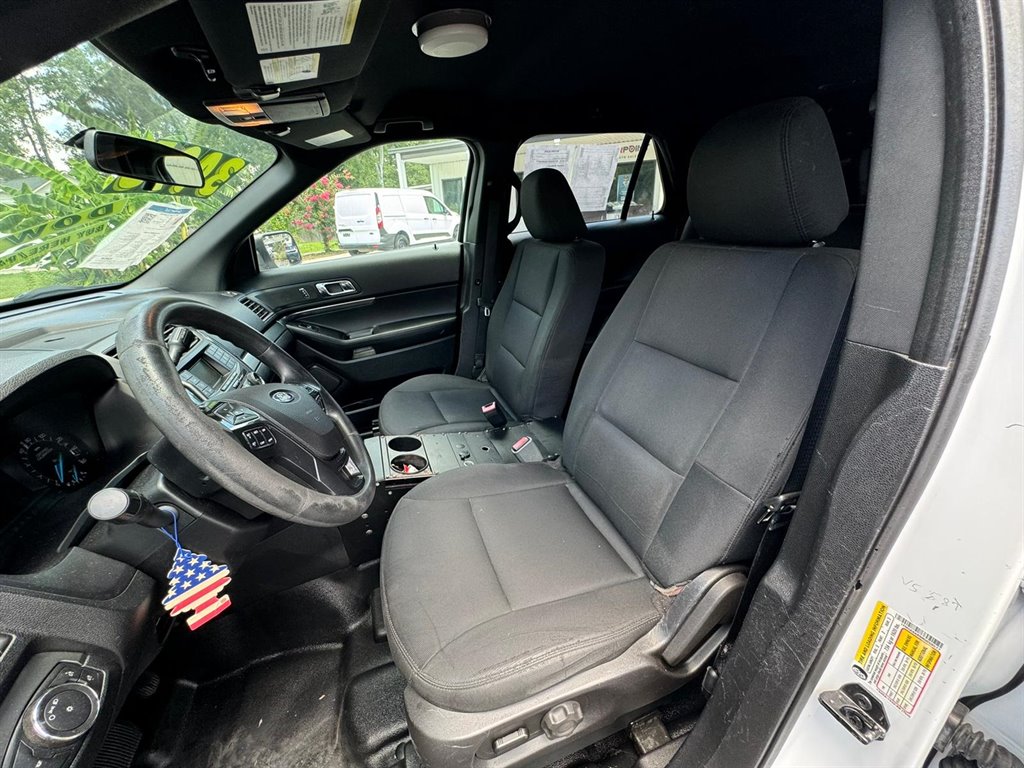 2017 Ford Explorer photo