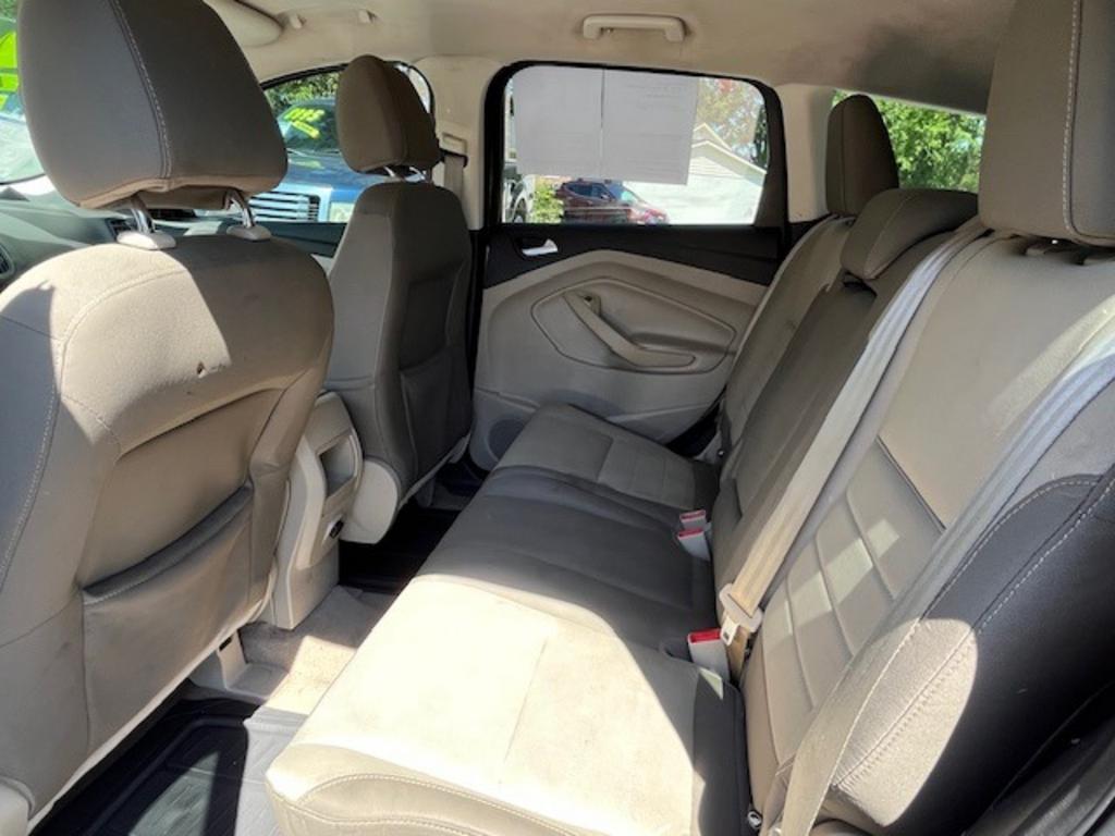 2014 Ford Escape SE photo