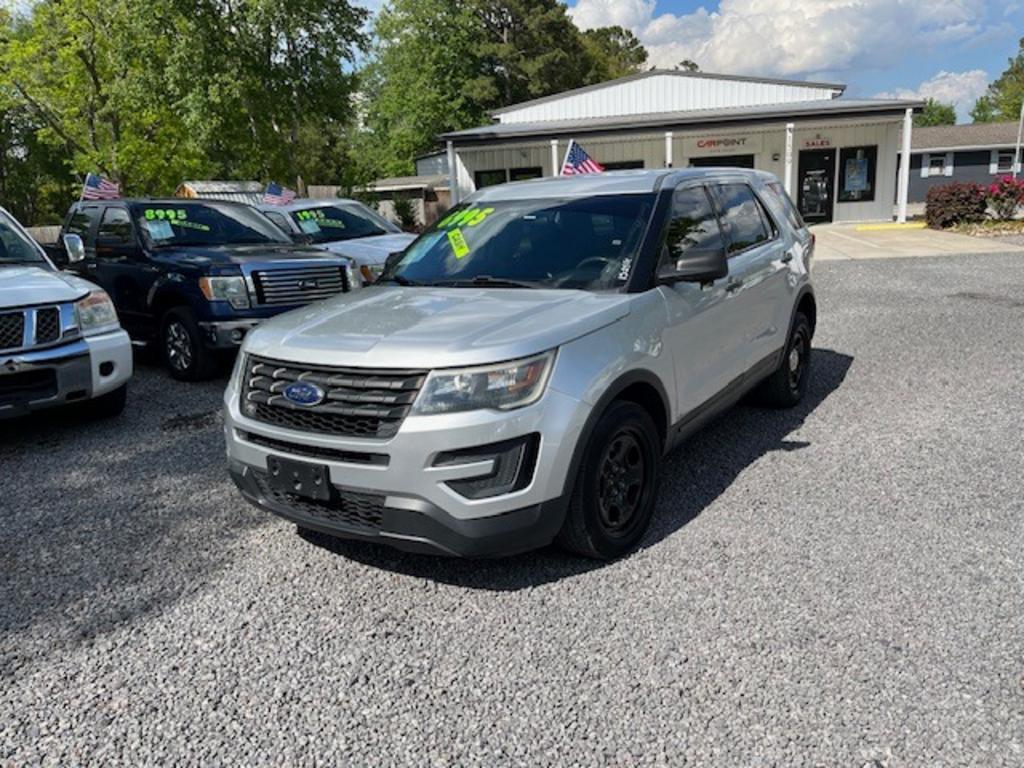 2017 Ford Explorer photo