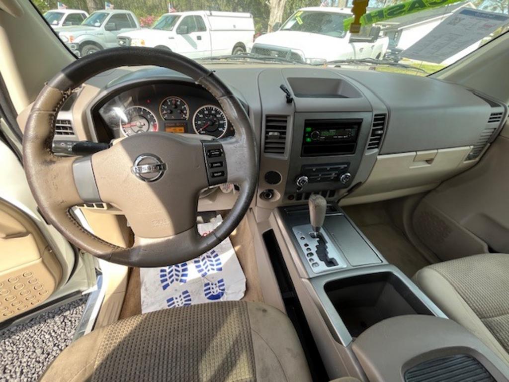 2008 Nissan Titan LE FFV photo