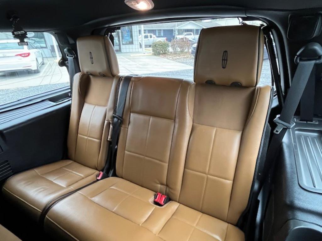 2011 Lincoln Navigator photo
