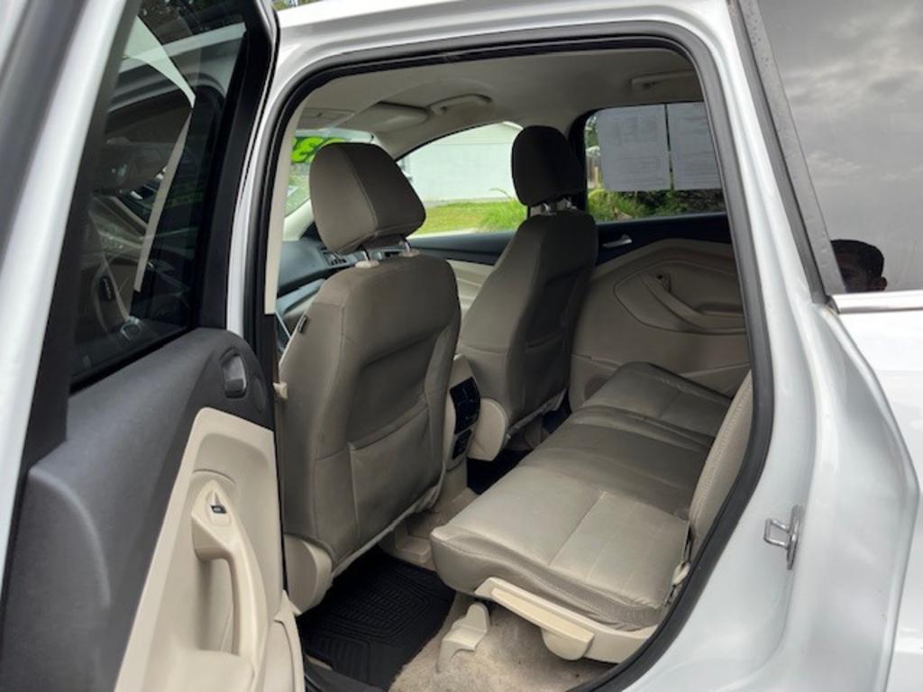 2015 Ford Escape SE photo