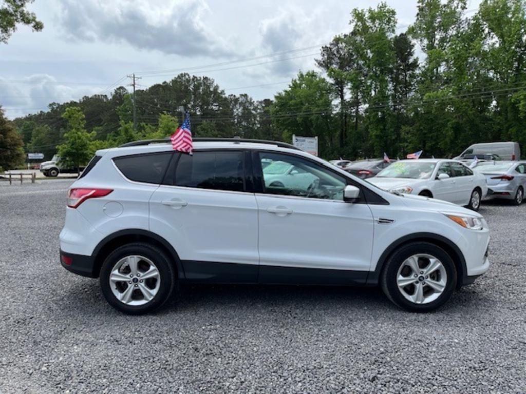 2015 Ford Escape SE photo