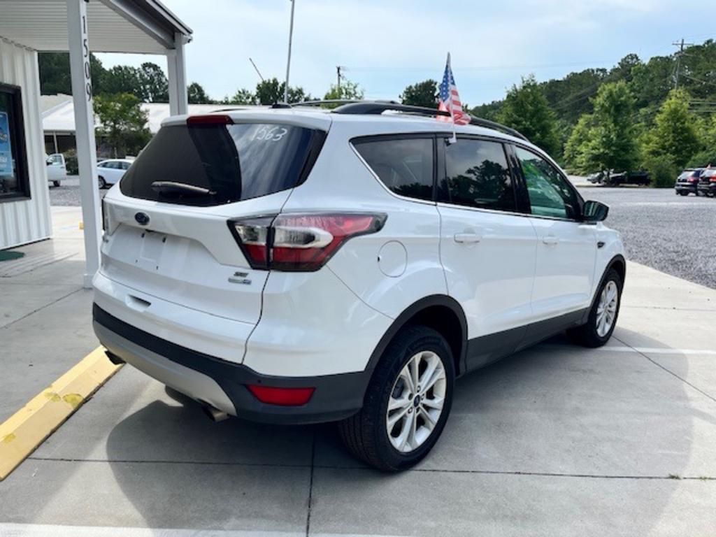 2017 Ford Escape - $10,995