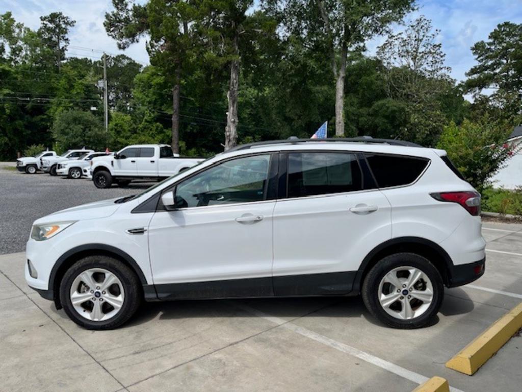 2017 Ford Escape - $10,995