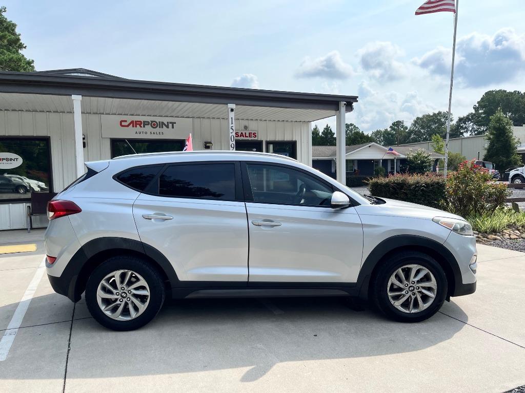 2016 Hyundai Tucson - $12,395