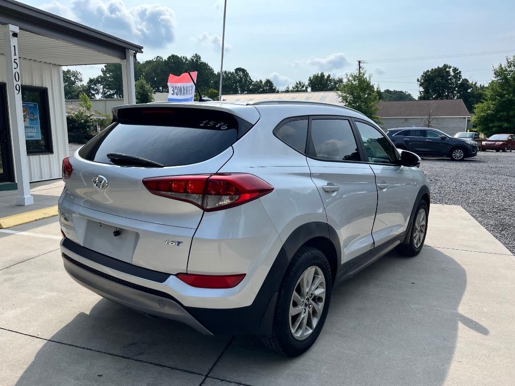 2016 Hyundai Tucson - $12,395