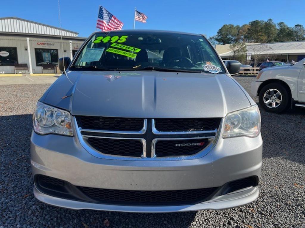 2016 Dodge Grand Caravan - $11,995