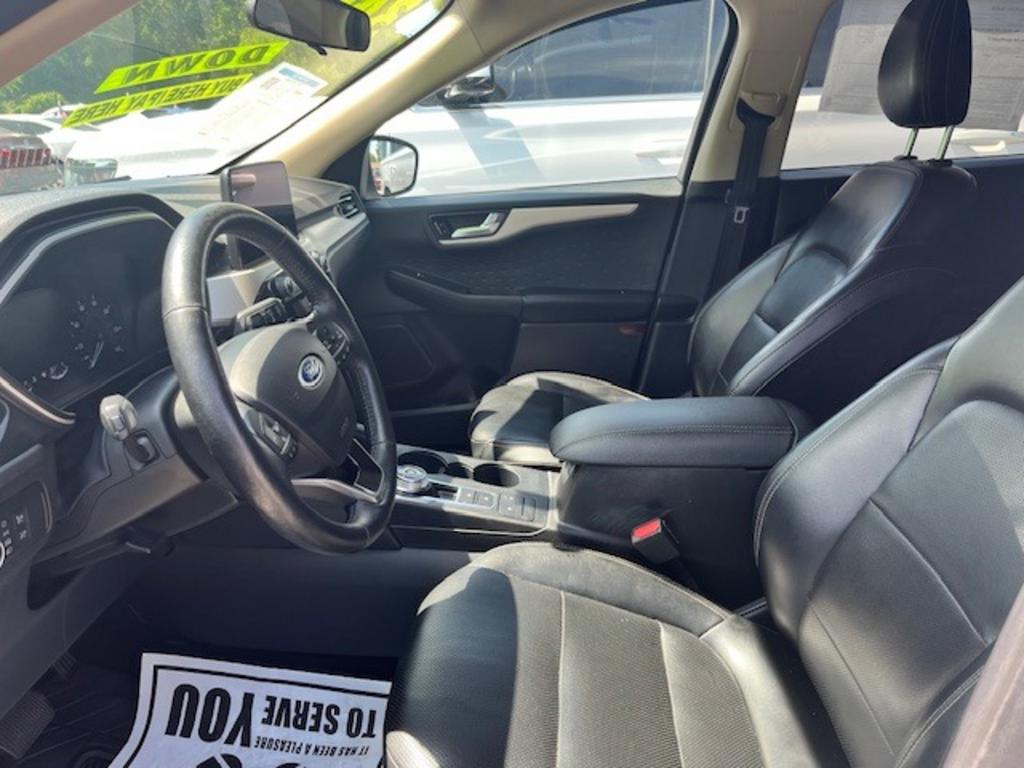 2020 Ford Escape - $13,995